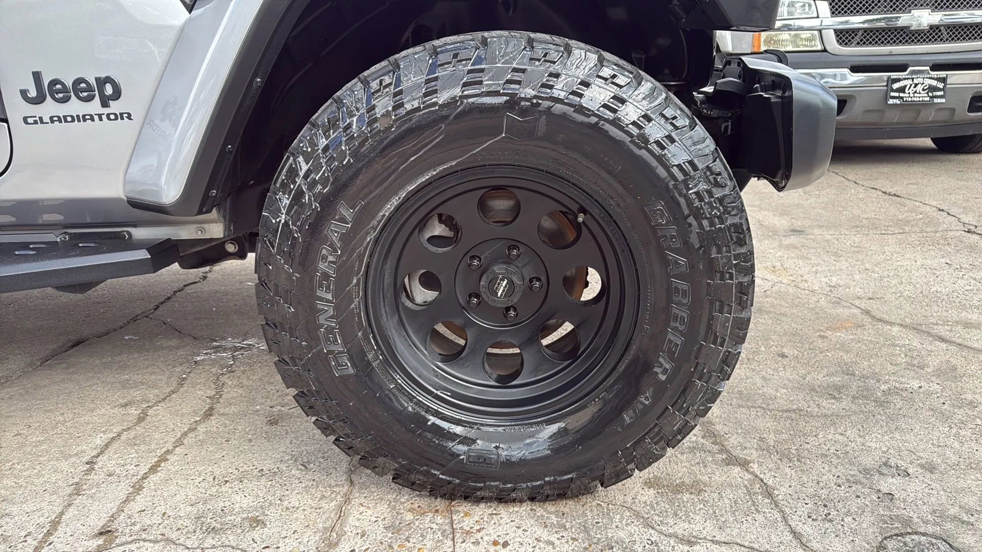 Used 2021 Jeep Gladiator Sport image 28