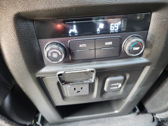 Used 2023 Chevrolet Traverse RS w/ LPO, Floor Liner Package image 25