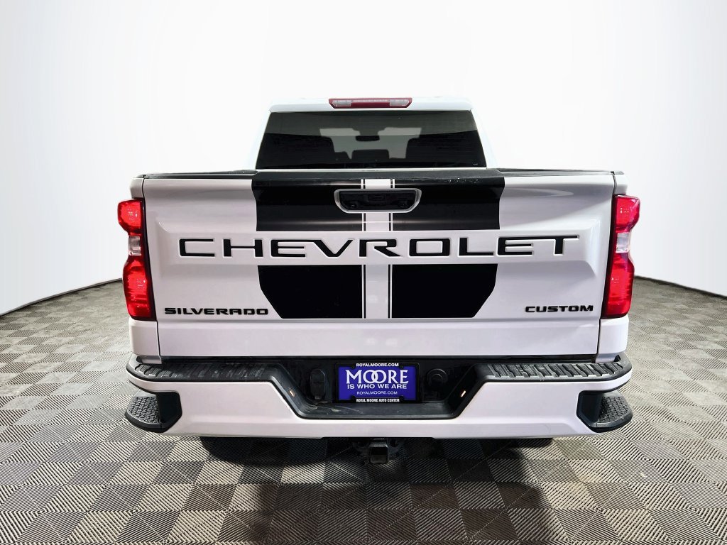 Used 2022 Chevrolet Silverado 1500 Custom w/ Rally Edition AWD/4WD image 6