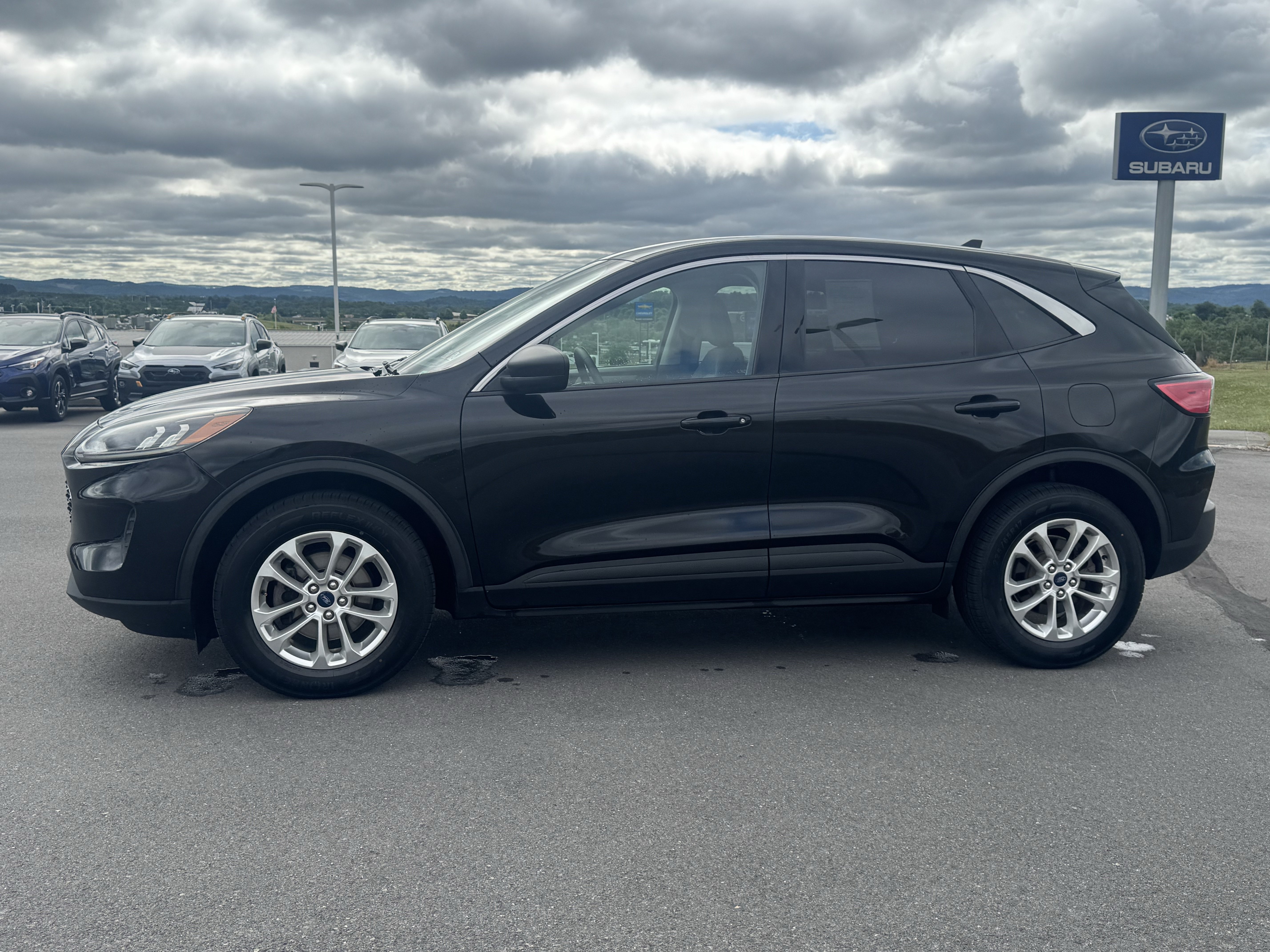 Used 2022 Ford Escape SE w/ Convenience Package AWD/4WD image 7