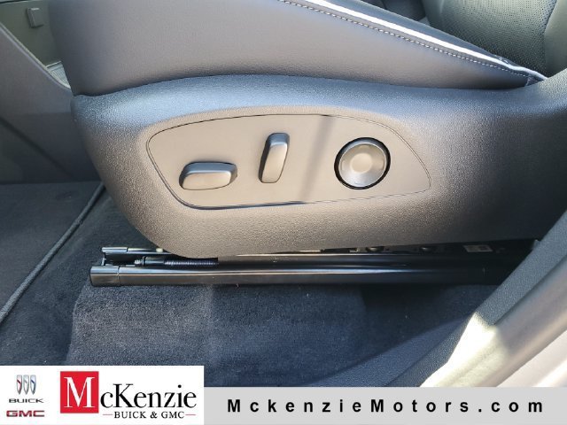 New 2027 Buick Enclave Sport Touring w/ Power Package FWD image 6