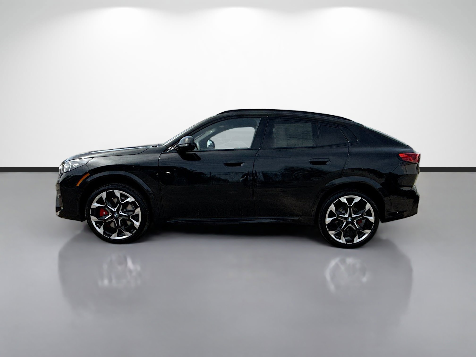 New 2026 BMW X2 xDrive28i w/ Technology Package AWD/4WD image 6