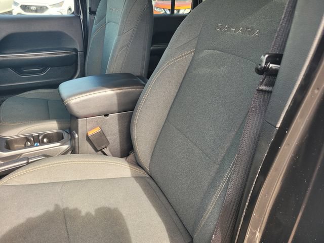 Used 2024 Jeep Wrangler Unlimited Sahara AWD/4WD image 13