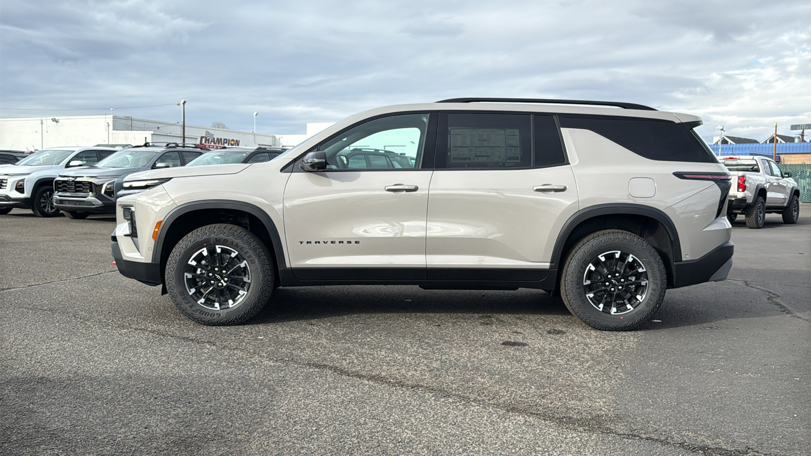 New 2026 Chevrolet Traverse Z71 w/ Enhanced Driving Package image 8