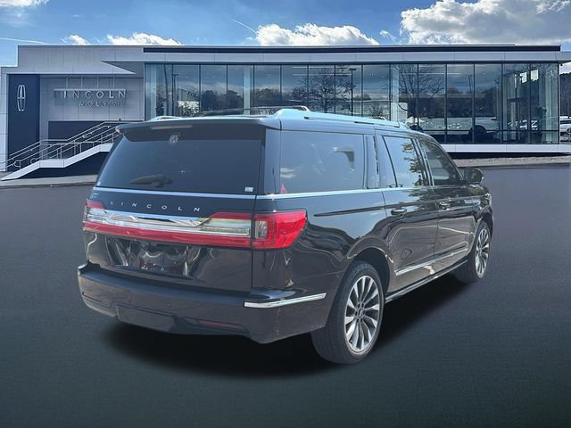 Used 2021 Lincoln Navigator L Reserve w/ Luxury Package AWD/4WD image 8