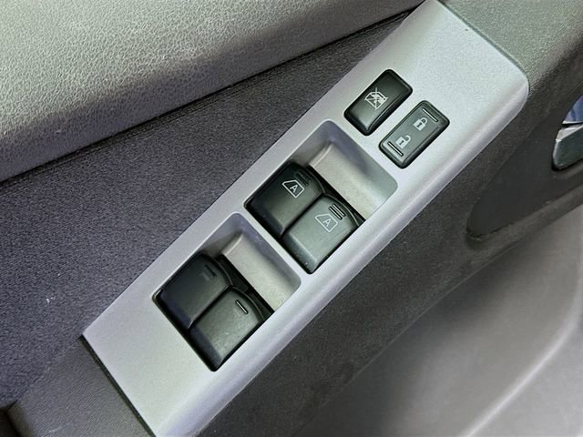 Used 2012 Nissan Pathfinder SV image 20
