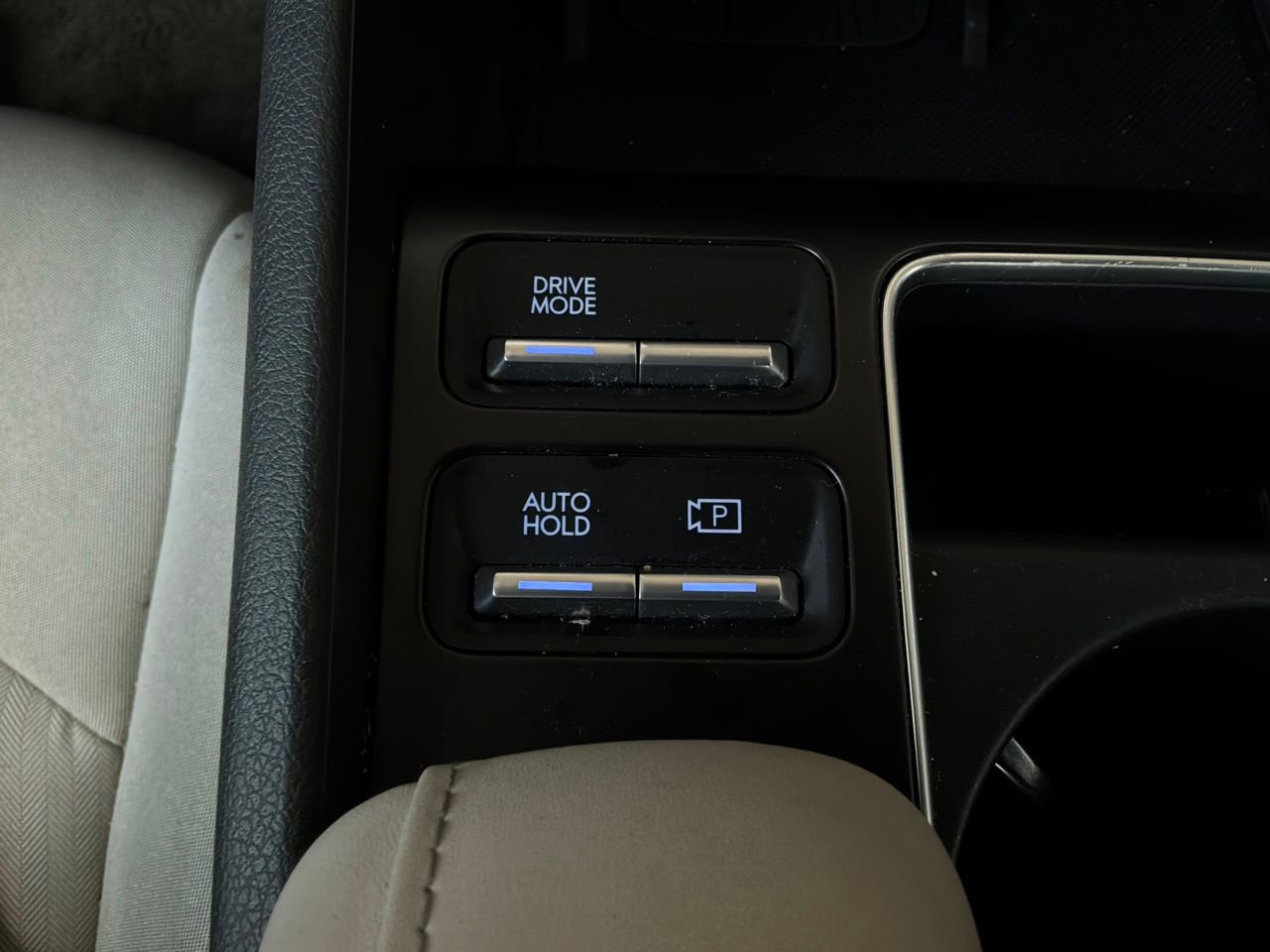 Used 2025 Hyundai Sonata SEL FWD image 23