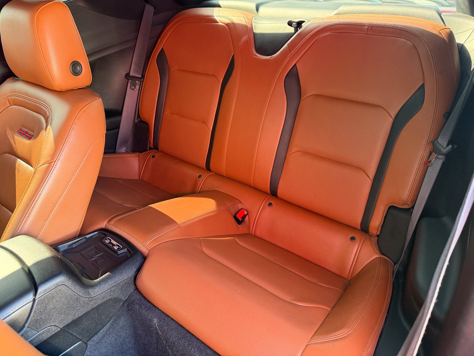 Used 2018 Chevrolet Camaro SS RWD image 22