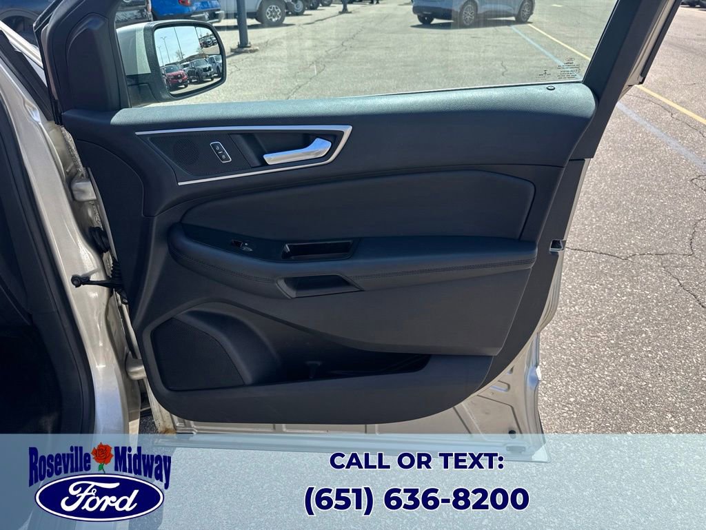 Used 2017 Ford Edge SEL w/ Equipment Group 201A AWD/4WD image 33