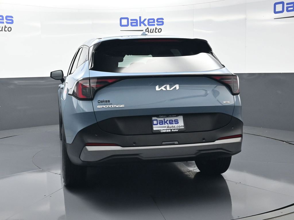 Certified 2026 Kia Sportage S AWD/4WD image 7