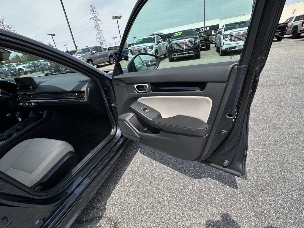 Used 2023 Honda Civic EX image 14