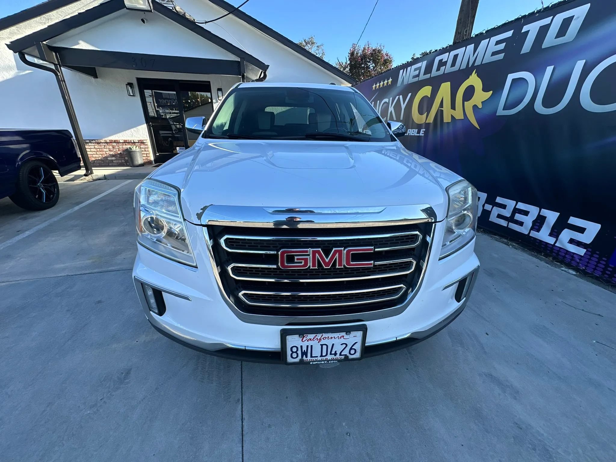 Used 2017 GMC Terrain SLT FWD image 17