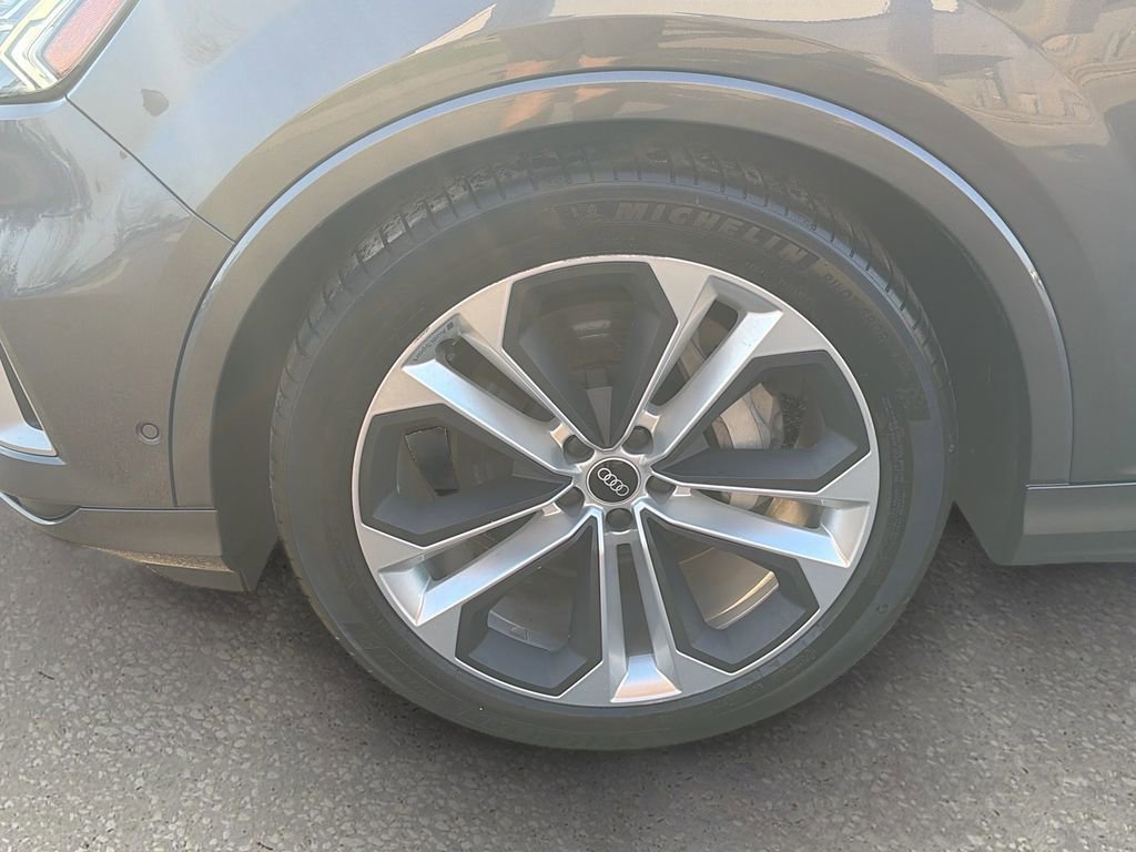 Used 2021 Audi Q7 3.0T Prestige w/ Prestige Package image 42