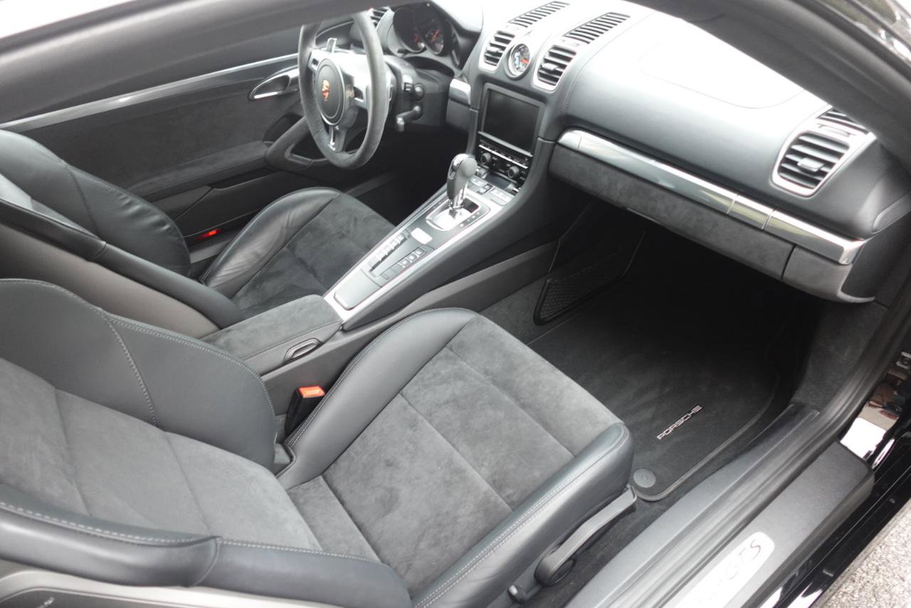 Used 2015 Porsche Cayman GTS image 8