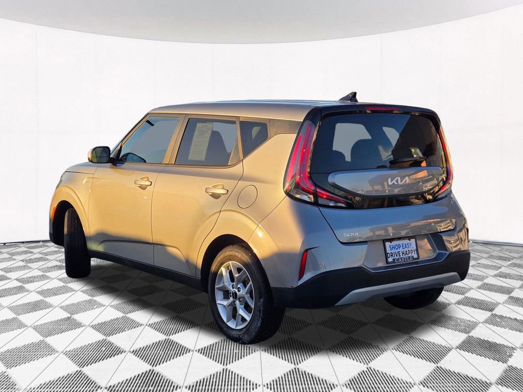 Used 2025 Kia Soul LX w/ Option Group 015 image 21