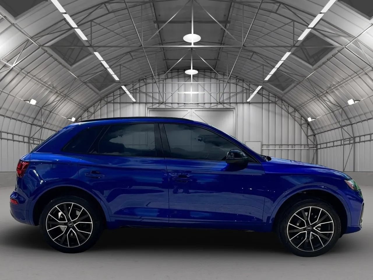 Used 2022 Audi SQ5 Premium Plus w/ Premium Plus Package AWD/4WD image 7