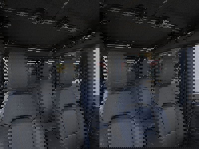 New 2025 Ford Bronco Outer Banks w/ Sasquatch Package image 12