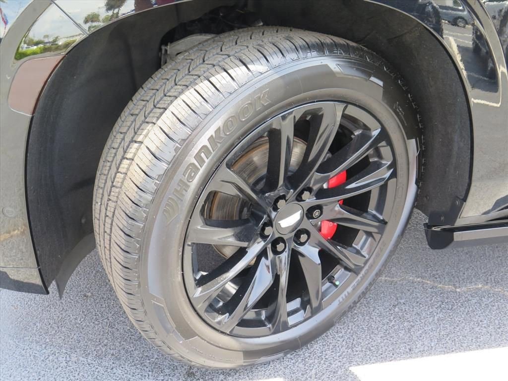 Certified 2023 Cadillac Escalade Sport Platinum w/ LPO, ONYX Package image 26