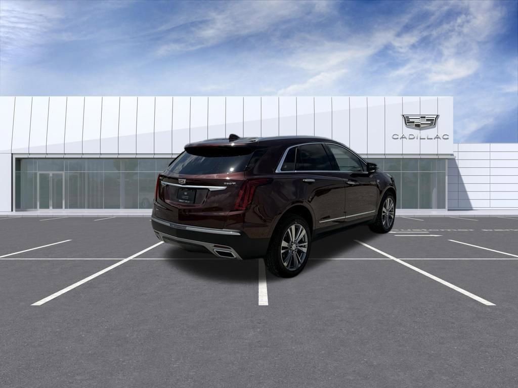 Certified 2023 Cadillac XT5 Premium Luxury w/ Technology Package AWD/4WD image 3