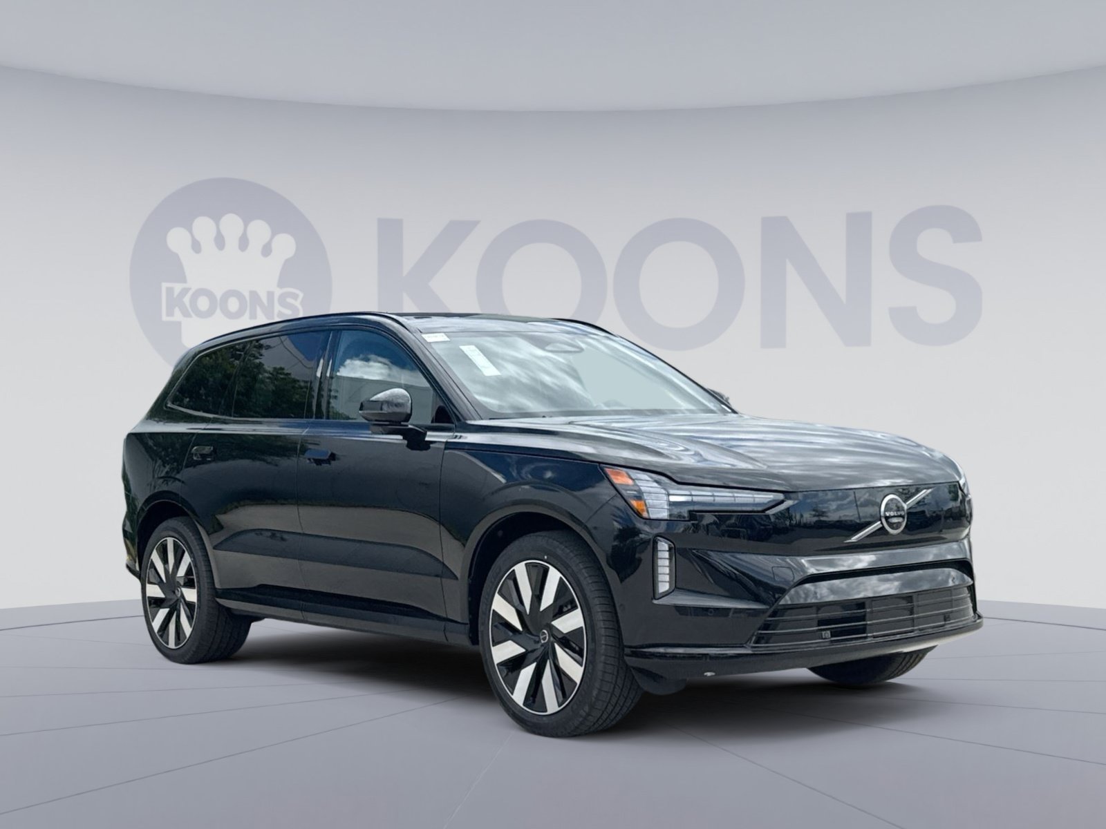 New 2026 Volvo EX90 Plus AWD/4WD image 10
