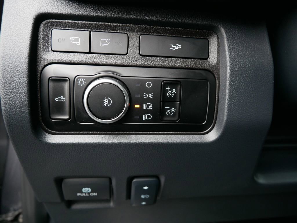 Certified 2024 Ford F250 Lariat w/ Lariat Ultimate Package image 14