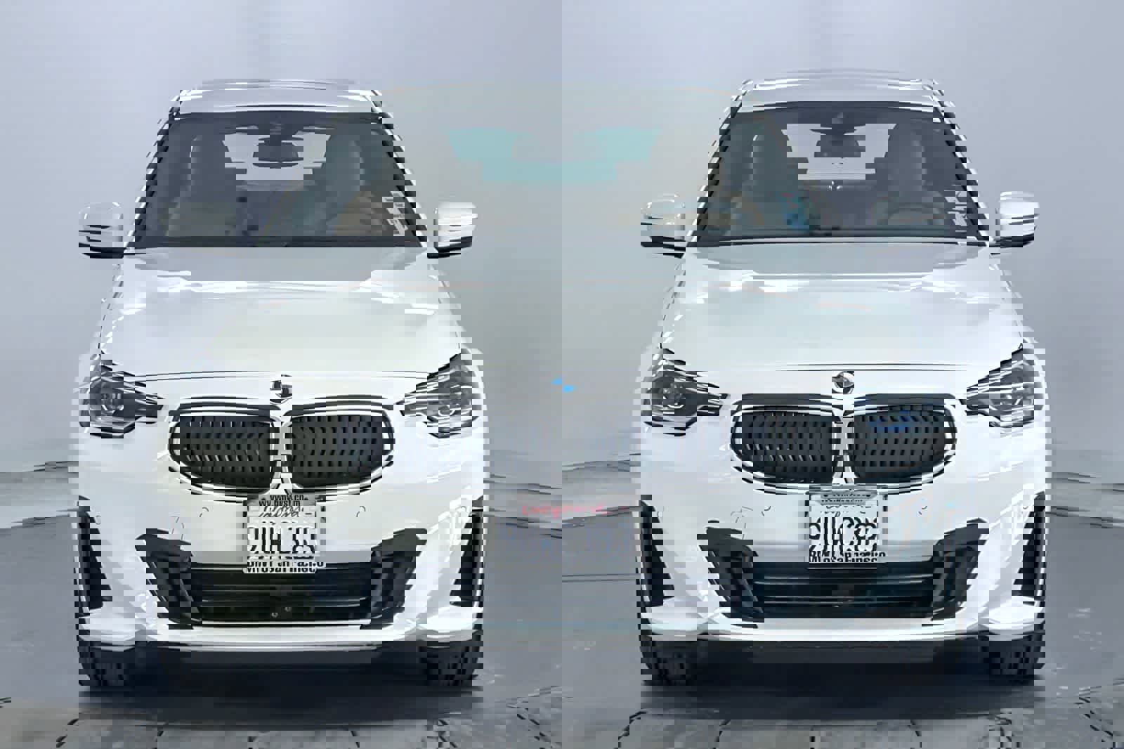 Used 2025 BMW 230i Coupe w/ Convenience Package image 10