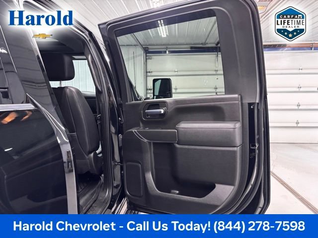 Used 2023 GMC Sierra 2500 AT4 w/ AT4 Premium Plus Package AWD/4WD image 8