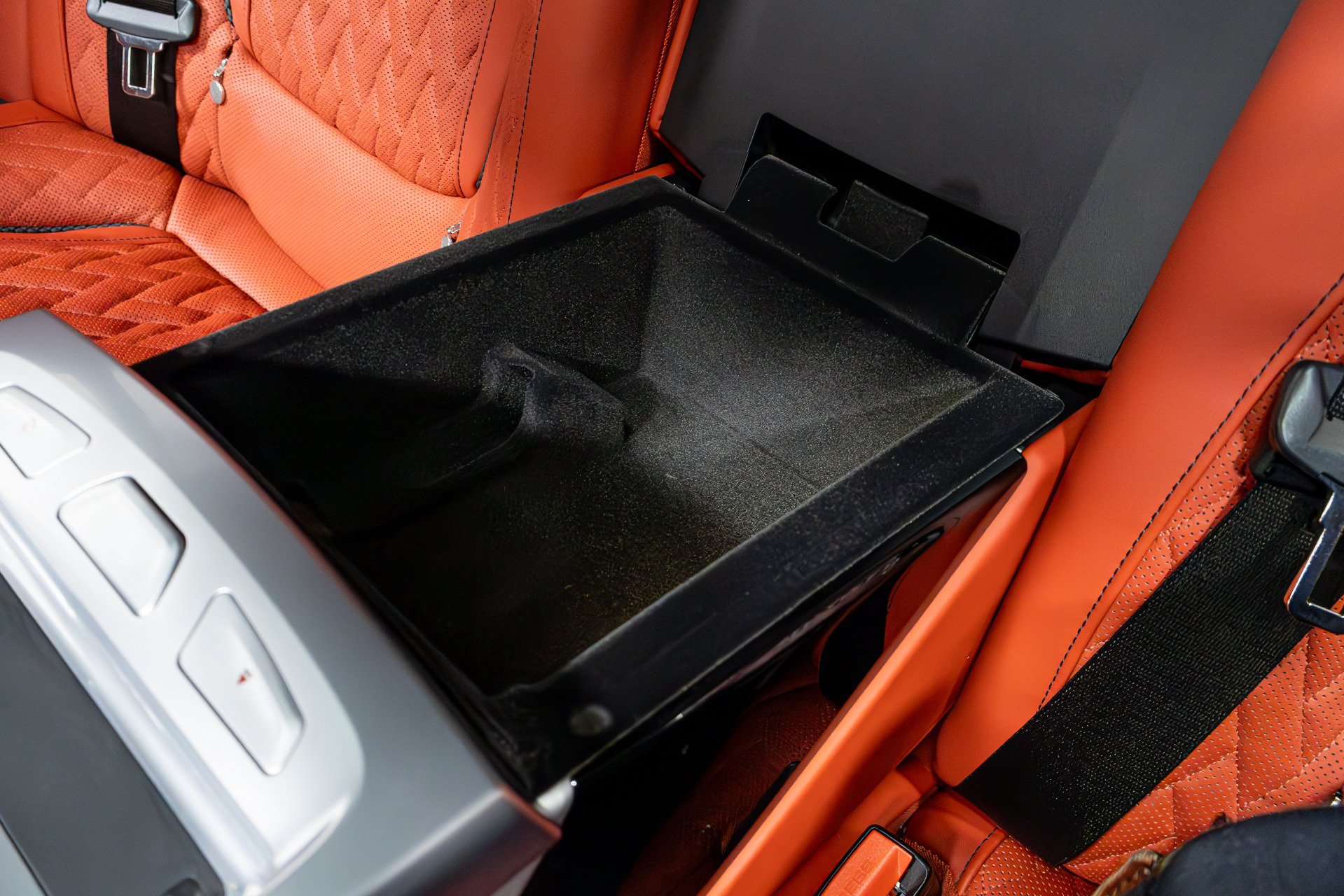 Used 2022 BMW M760i xDrive AWD/4WD image 30