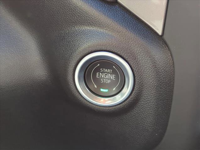 Used 2024 Chevrolet Silverado 2500 Custom w/ Custom Value Package image 13