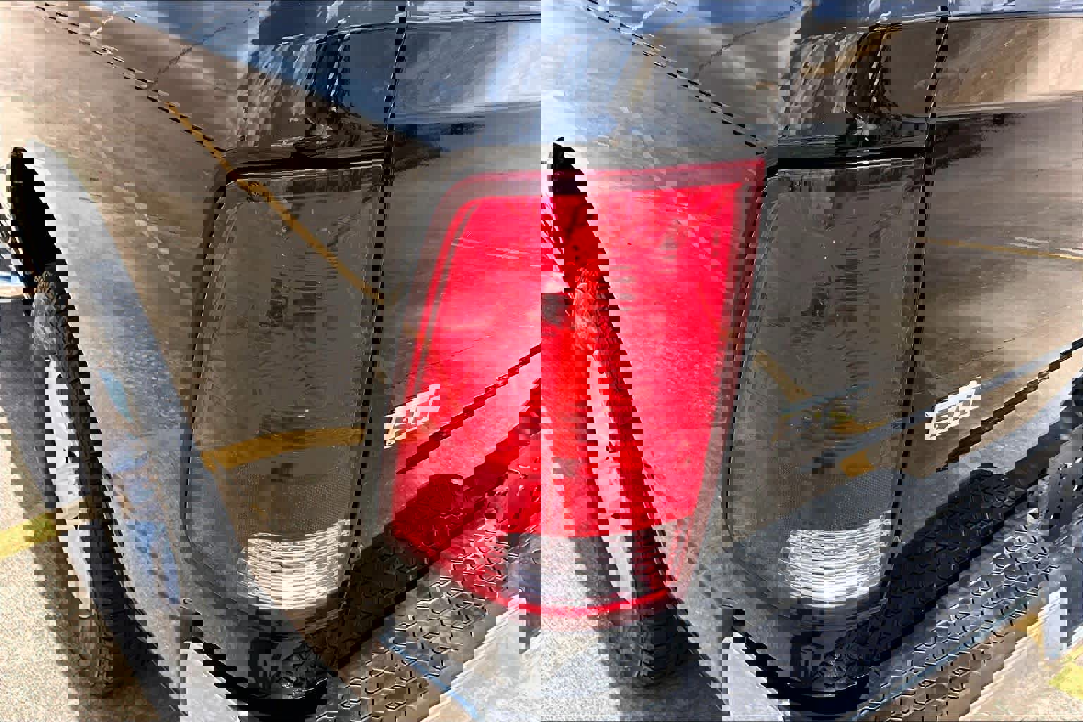 Used 2015 RAM 1500 Classic SLT image 26