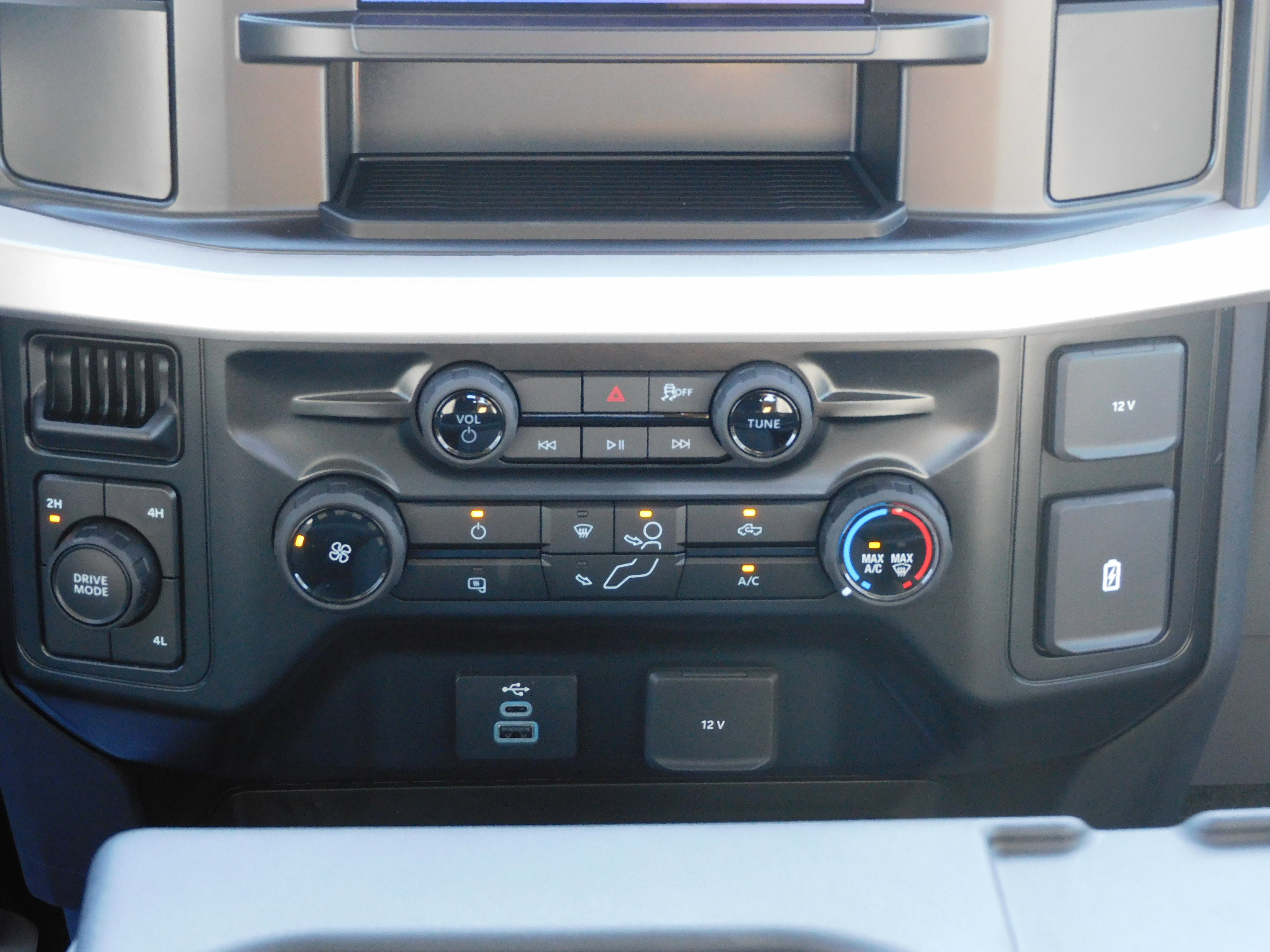 New 2026 Ford F350 XL image 16