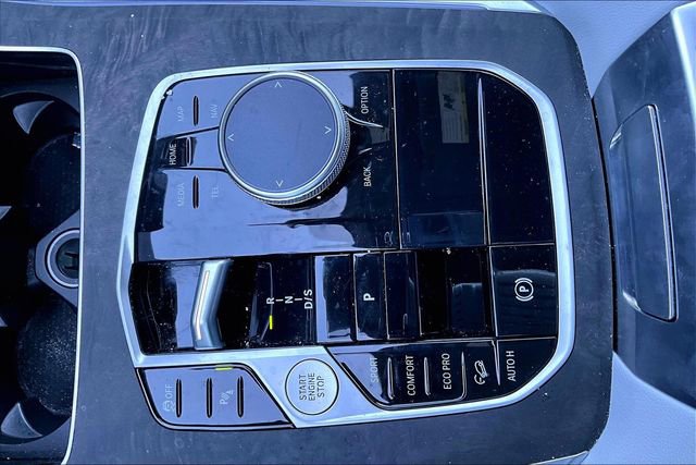 Used 2025 BMW X5 xDrive40i w/ Climate Comfort Package image 26
