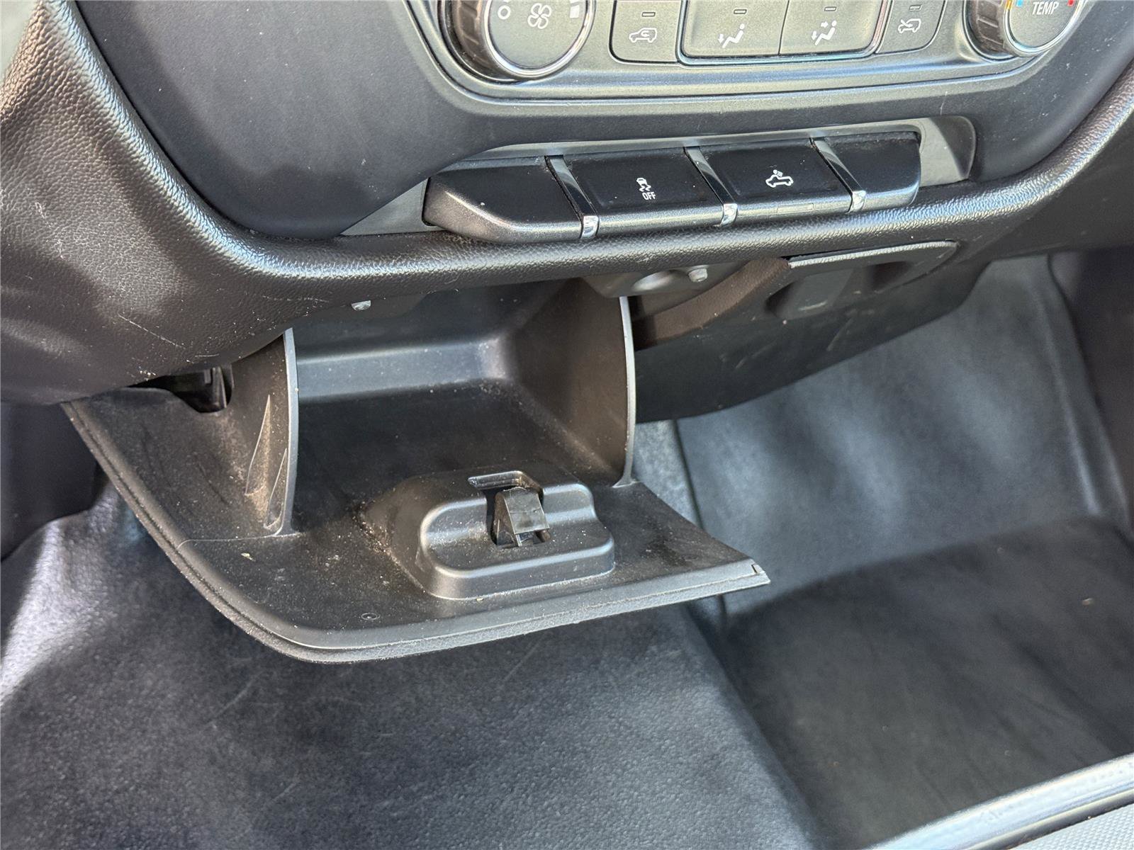 Used 2015 Chevrolet Silverado 3500 W/T image 25