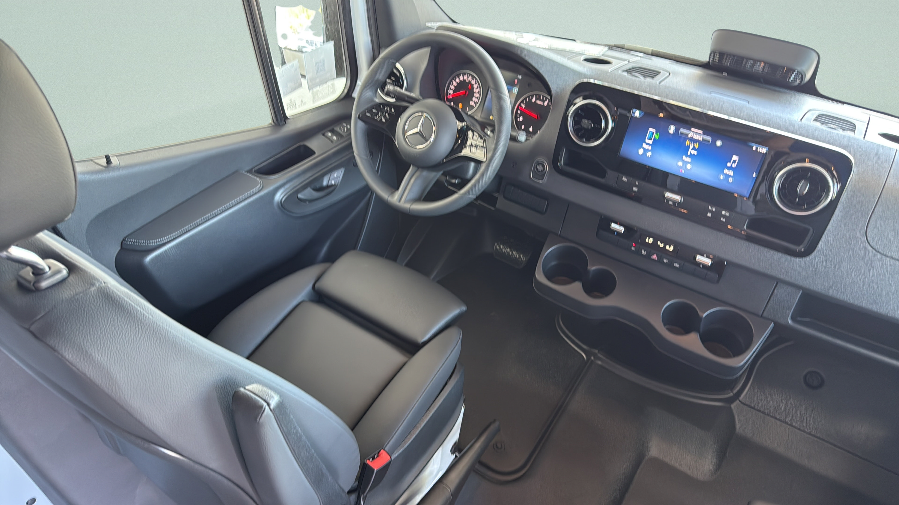 New 2026 Mercedes-Benz Sprinter 2500 image 15