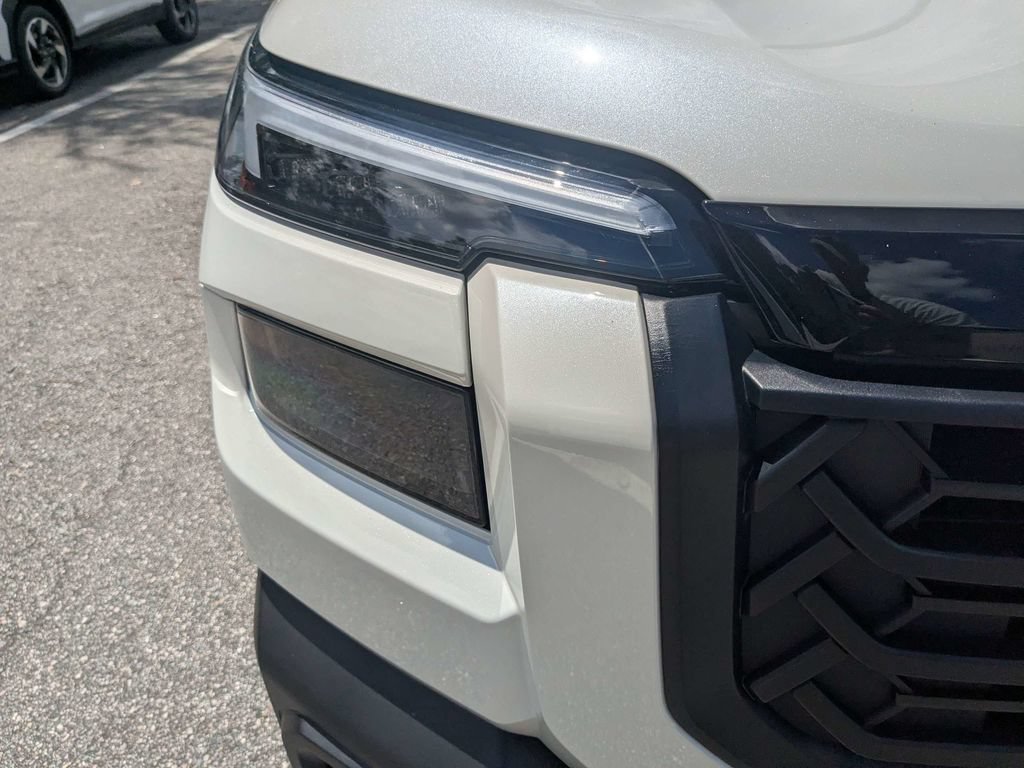 New 2026 Subaru Outback Limited XT AWD/4WD image 9