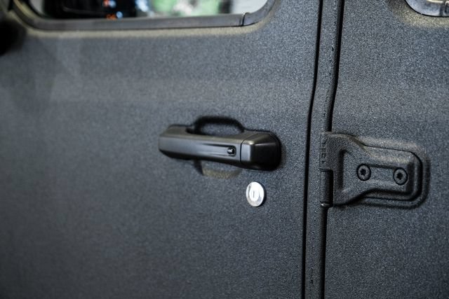 Used 2025 Jeep Gladiator Rubicon w/ Safety Group AWD/4WD image 51