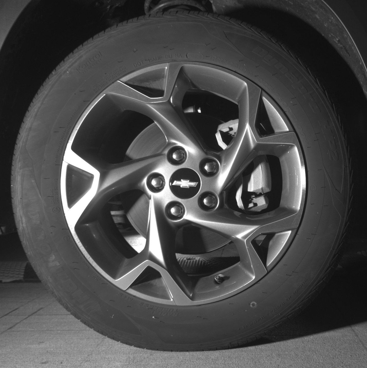 Used 2025 Chevrolet Trax LT FWD image 13