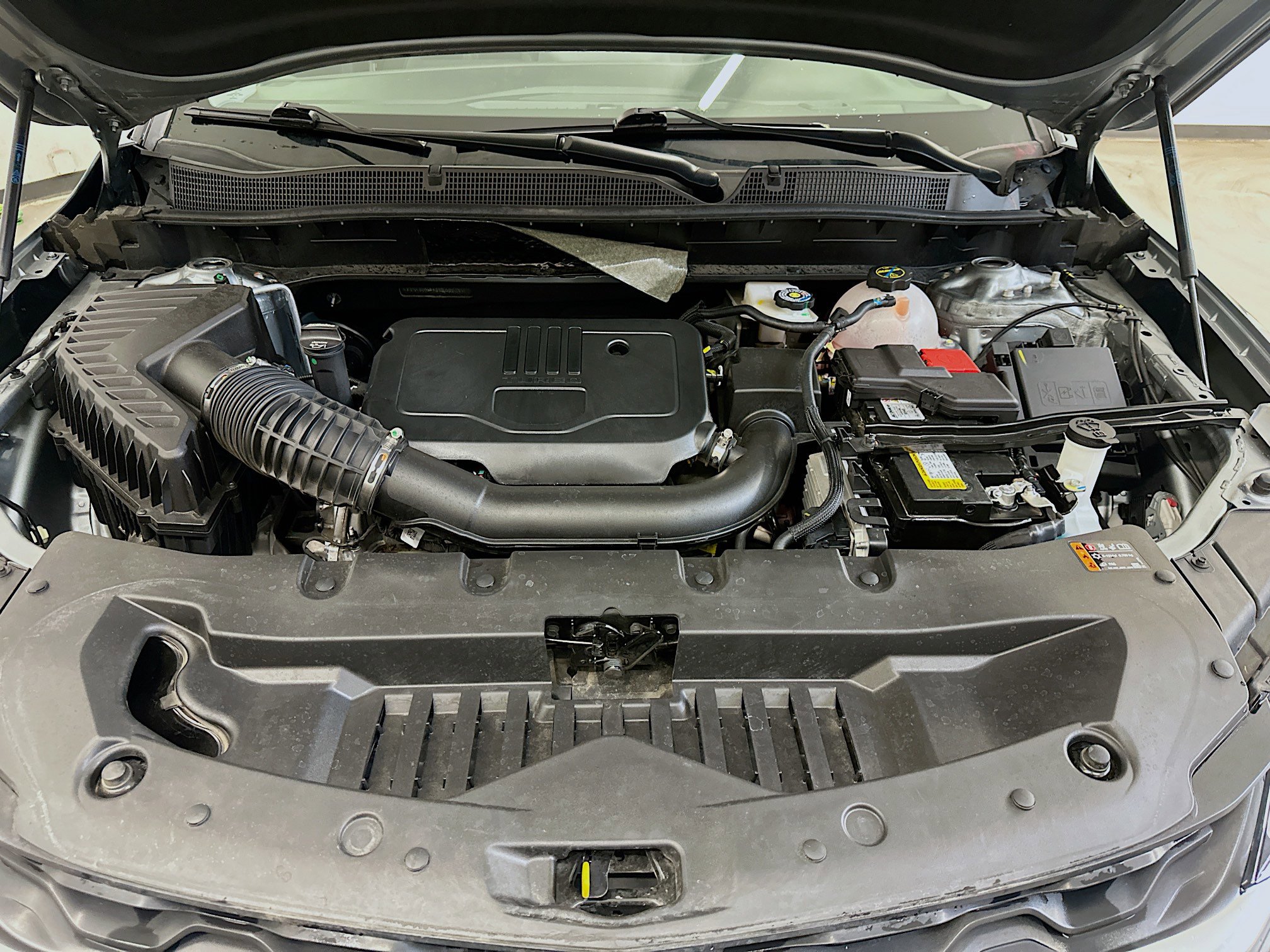 Used 2025 Chevrolet Blazer LT image 34