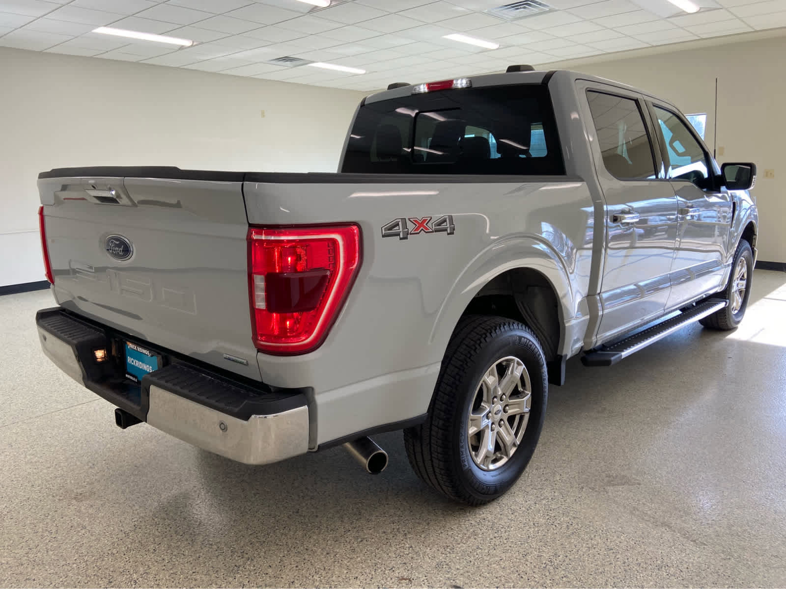 Used 2023 Ford F150 XLT w/ Equipment Group 302A High image 7