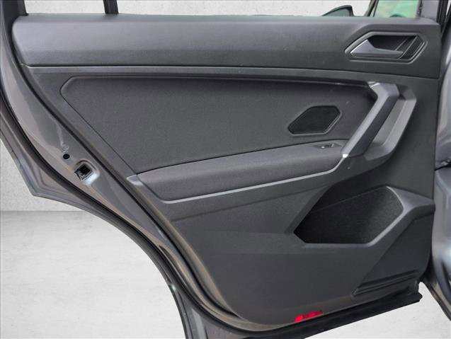 Used 2020 Volkswagen Tiguan S image 23