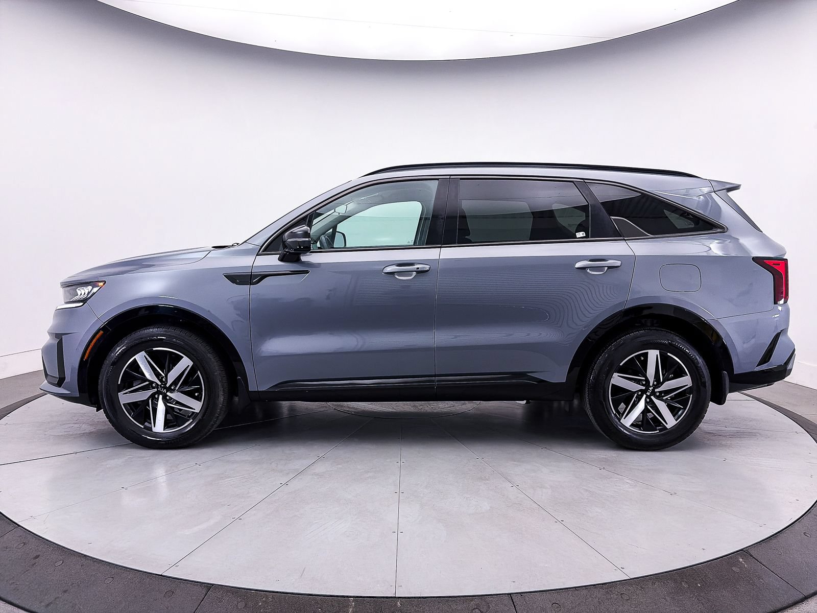 Used 2021 Kia Sorento S FWD image 42