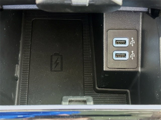 Used 2019 Ford Edge Titanium w/ Equipment Group 301A image 19