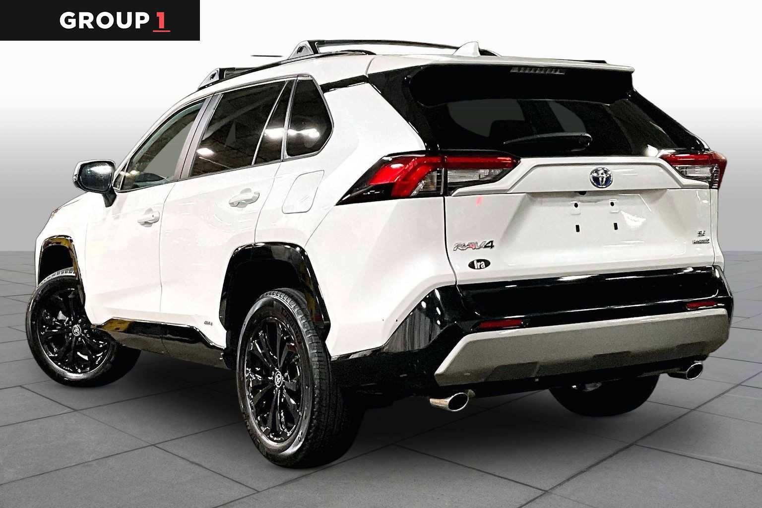 Used 2023 Toyota RAV4 SE w/ SE Grade Weather Package image 12