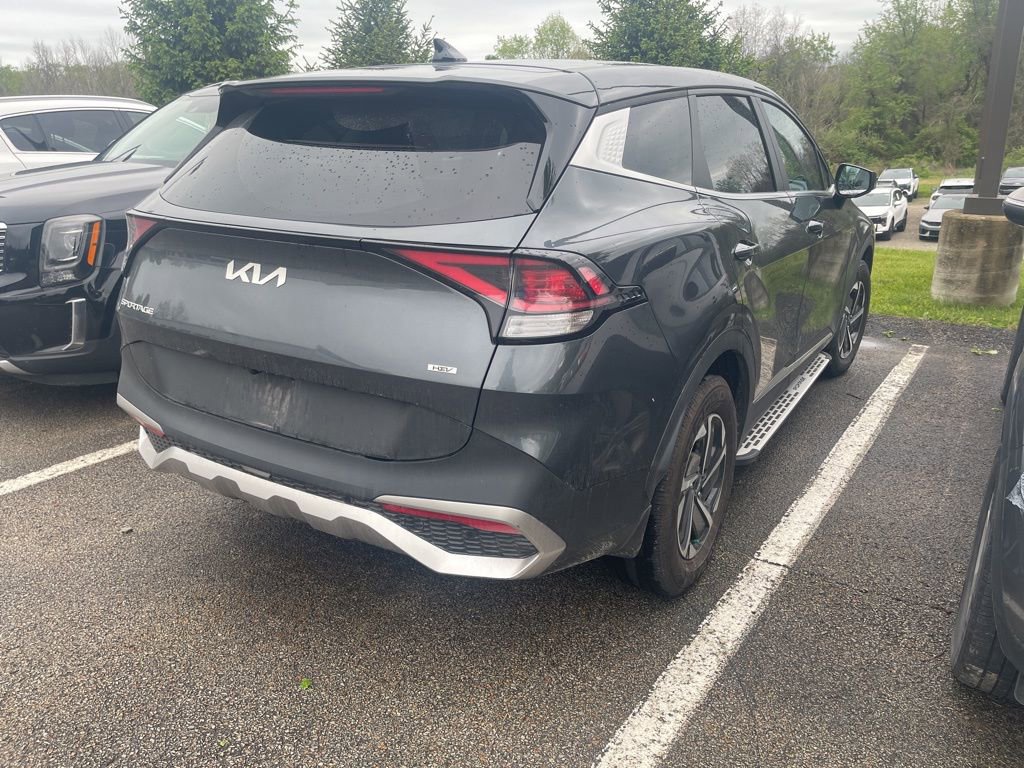 Certified 2023 Kia Sportage LX AWD/4WD image 2