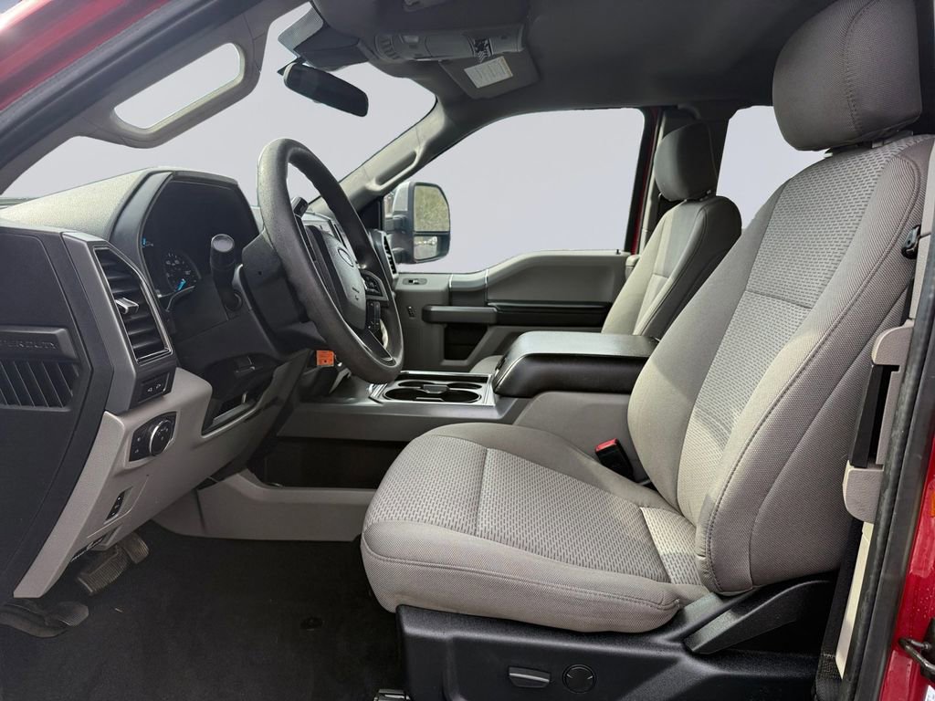 Used 2020 Ford F350 XLT w/ XLT Premium Package AWD/4WD image 11