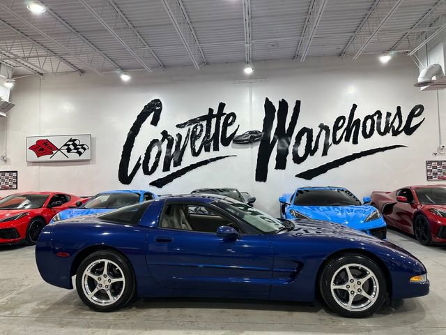 Used 2004 Chevrolet Corvette Coupe w/ Preferred Equipment Group image 9