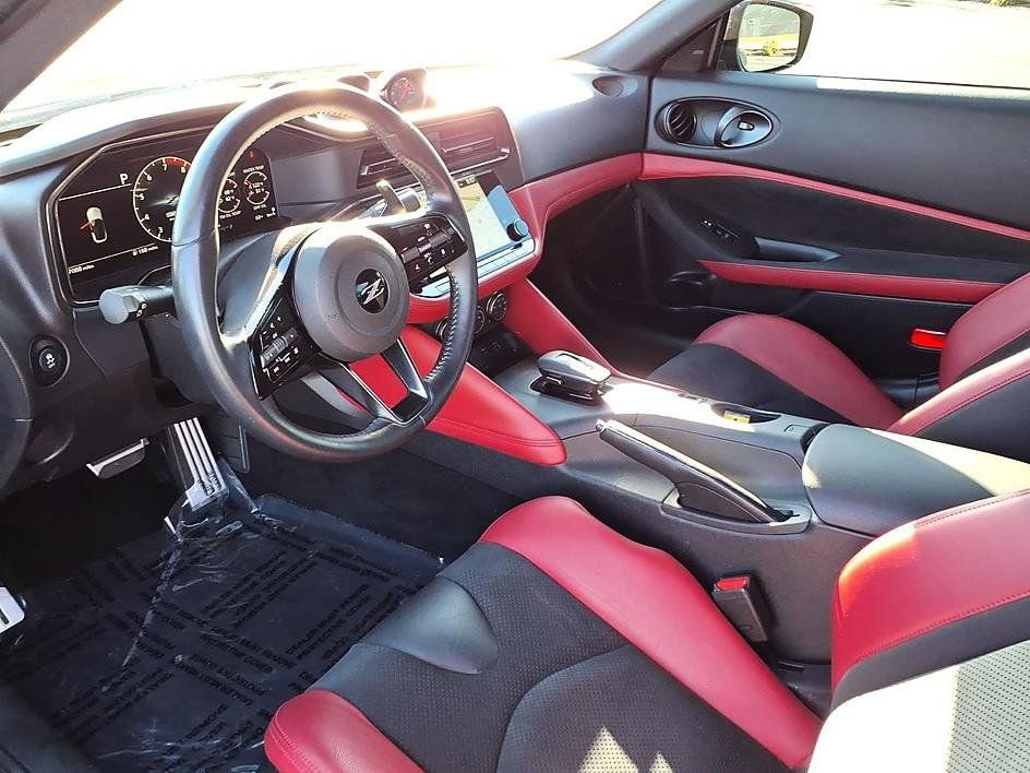 Used 2024 Nissan Z Performance w/ Floor Mat Package RWD image 15