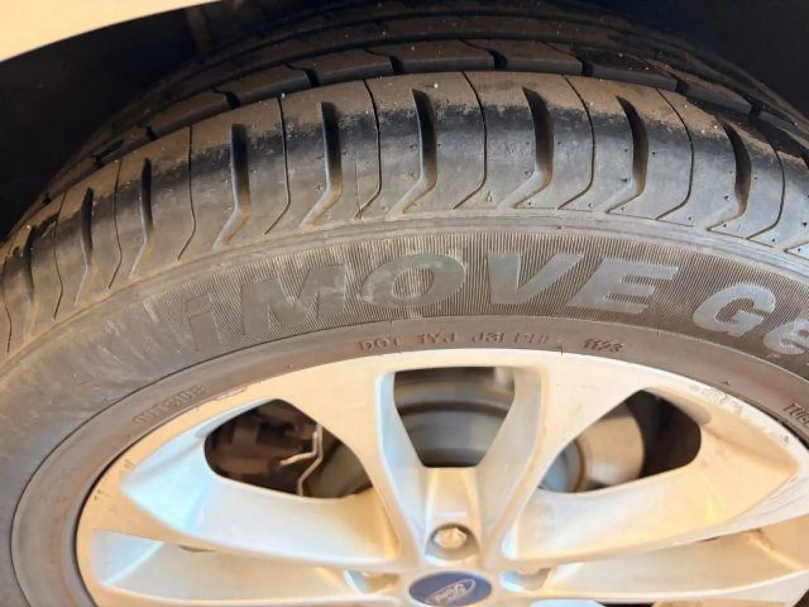 Used 2019 Ford Fusion SE image 34