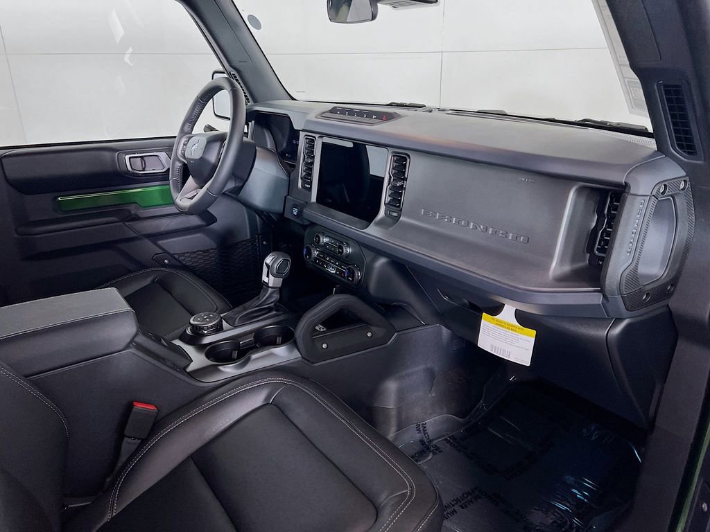 New 2025 Ford Bronco Badlands image 25