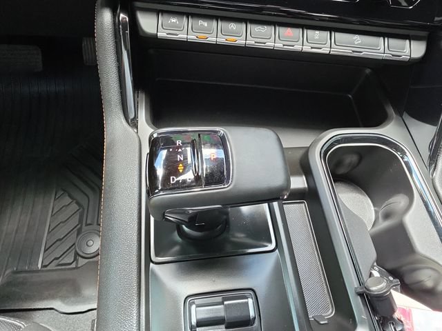Certified 2025 GMC Sierra 1500 AT4 w/ AT4 Premium Package AWD/4WD image 23